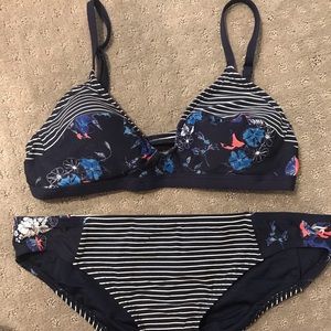 Gap Fit bikini
